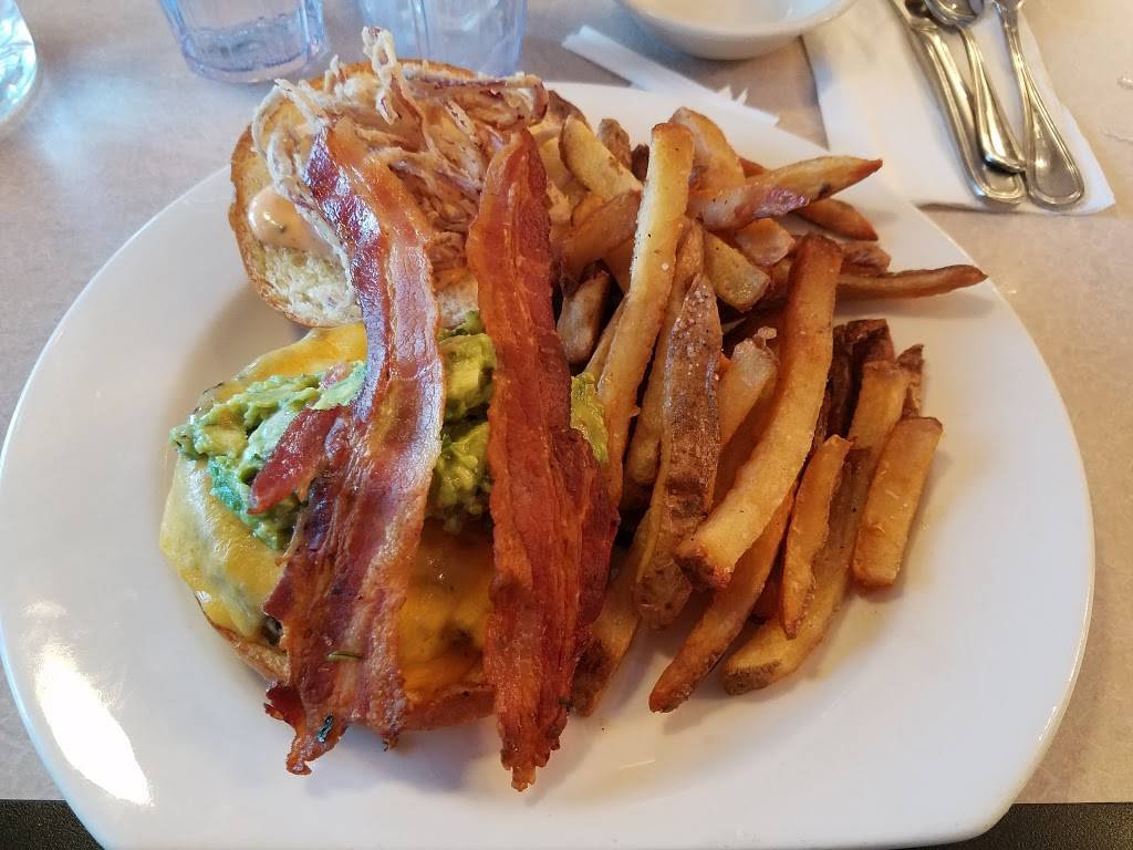 Majestic Diner | restaurant | 1045 NJ-17, Ramsey, NJ 07446, USA | 2019628750 OR +1 201-962-8750