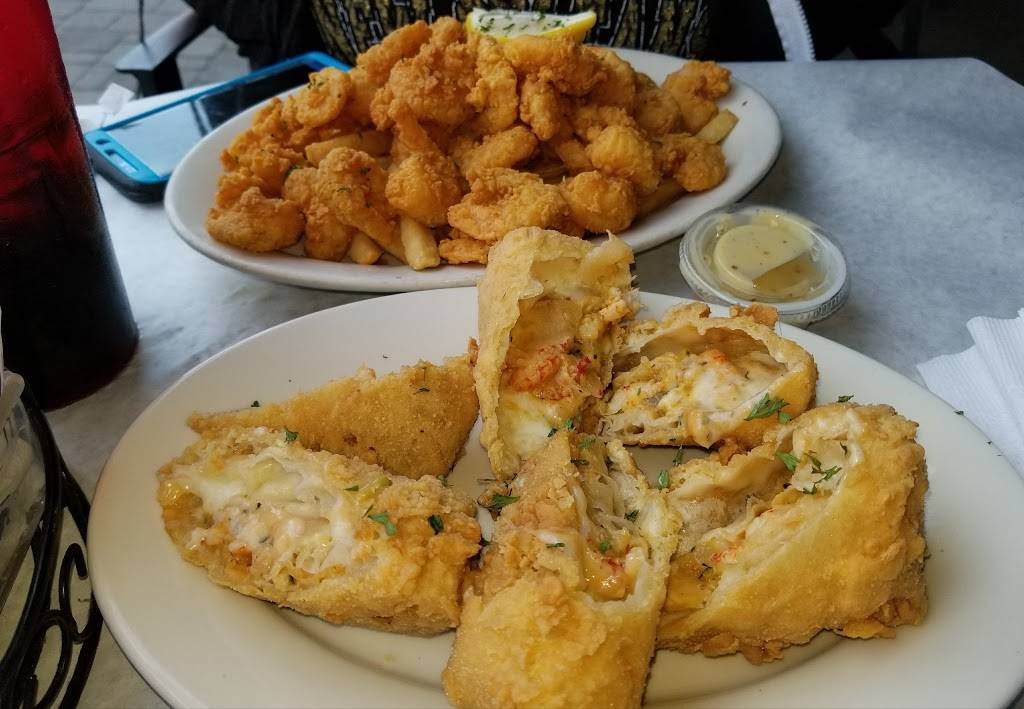 New Orleans Food & Spirits | restaurant | 210 Metairie-Hammond Hwy, Metairie, LA 70005, USA | 5048282220 OR +1 504-828-2220