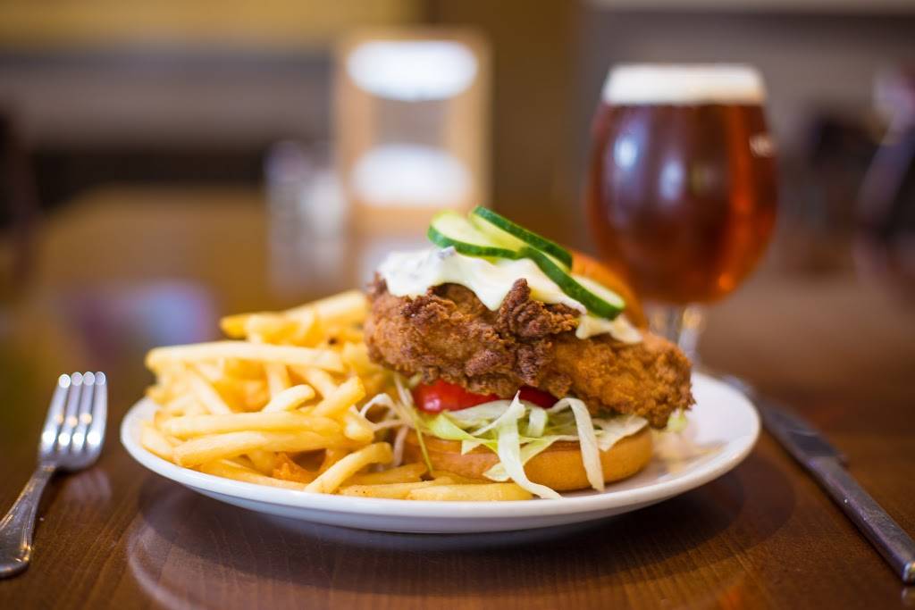 Brass Monkey | restaurant | 800 Allens Ave, Providence, RI 02905, USA | 4017851818 OR +1 401-785-1818