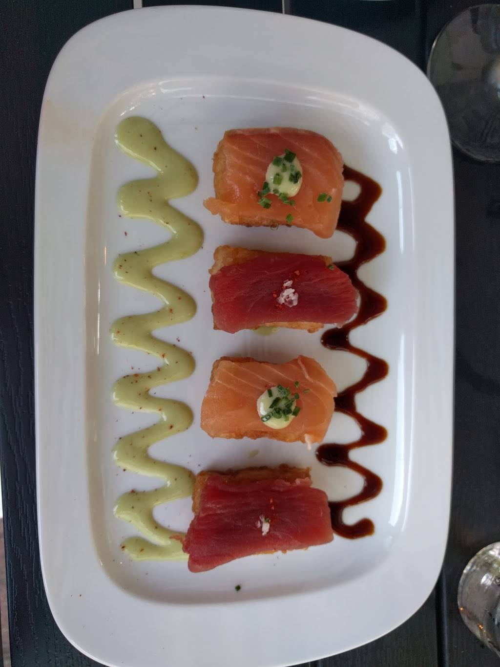 Florian Sea & Meat Raw Bar | restaurant | 1166 Chapel St, New Haven, CT 06511, USA | 2038595999 OR +1 203-859-5999