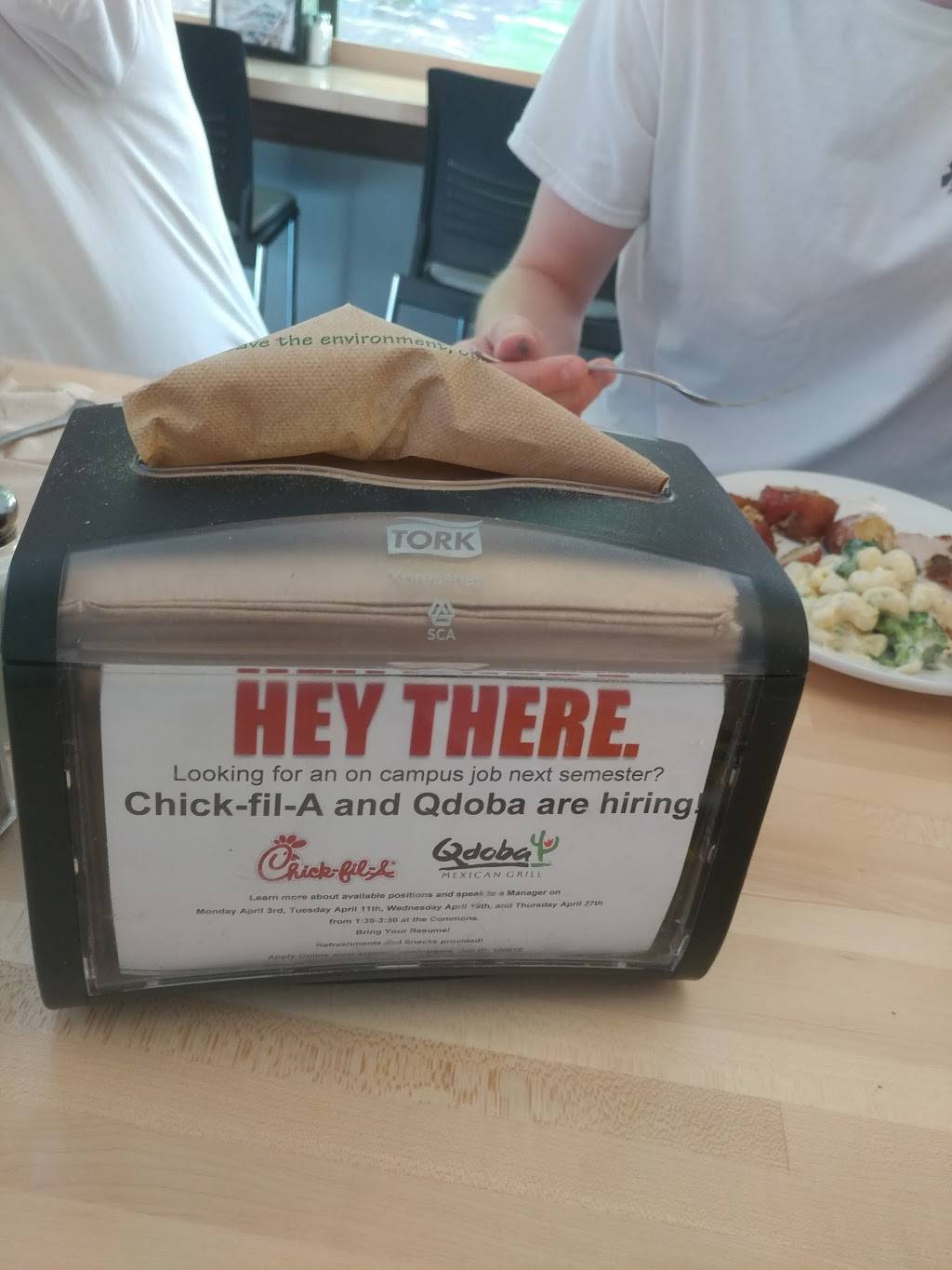 Scranton Commons Dining Hall | restaurant | 400 E 2nd St, Bloomsburg, PA 17815, USA | 5703894484 OR +1 570-389-4484