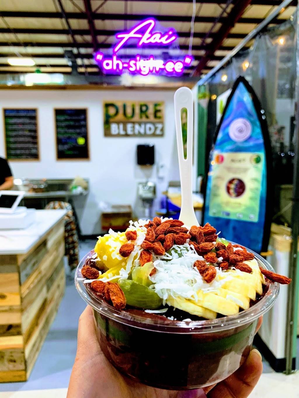 Pure Blendz | restaurant | 1001 Logan St, Louisville, KY 40204, USA | 5026408668 OR +1 502-640-8668