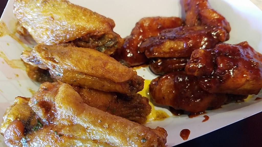 Atl Wings | restaurant | 70 West Warner Road, Chandler, AZ 85225, USA | 4807229464 OR +1 480-722-9464