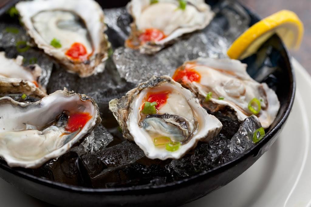 The Naked Fish | restaurant | 3940 Lake Tahoe Blvd, South Lake Tahoe, CA 96150, USA | 5305413474 OR +1 530-541-3474