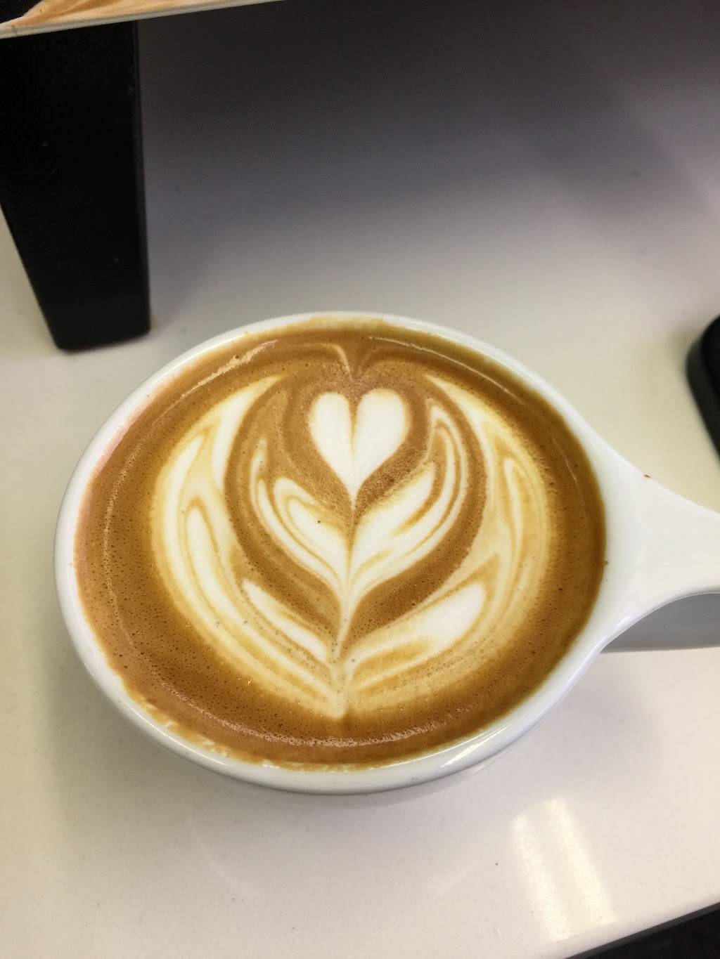 Phannys | cafe | 1021 S Pacific Coast Hwy, Redondo Beach, CA 90277, USA | 3105405141 OR +1 310-540-5141