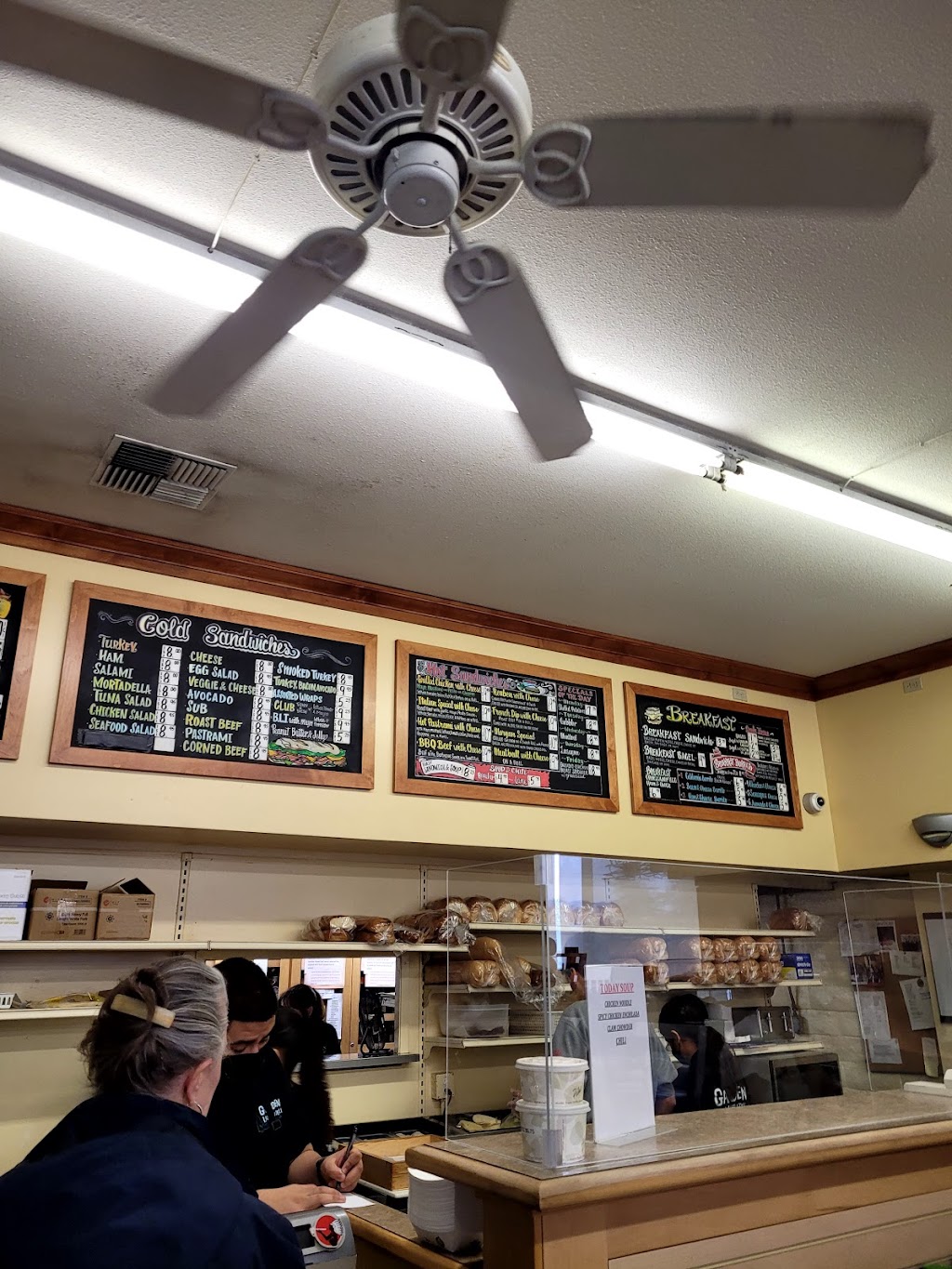 Garden Liquors & Deli | restaurant | 1815 Soquel Dr, Santa Cruz, CA 95065, USA | 8314759191 OR +1 831-475-9191