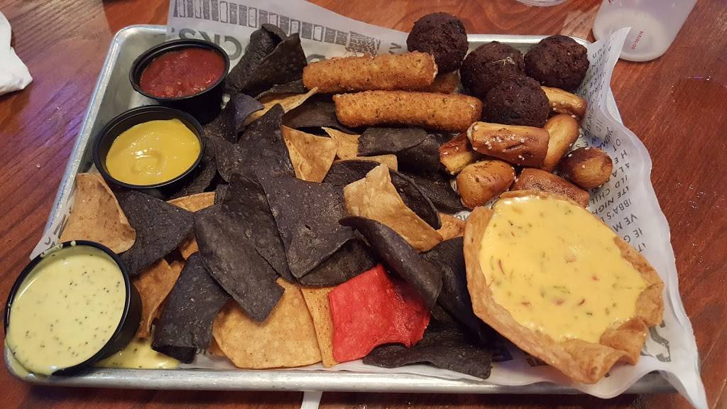 Wild Wing Cafe | cafe | 1250 Scenic Hwy S Suite #1232, Lawrenceville, GA 30045, USA | 6788229464 OR +1 678-822-9464