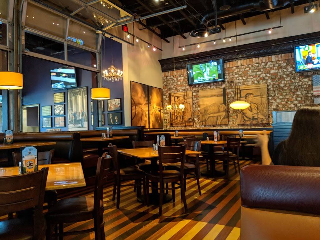 BJs Restaurant & Brewhouse | restaurant | 5207 Brodie Ln #300, Sunset Valley, TX 78745, USA | 5128923800 OR +1 512-892-3800