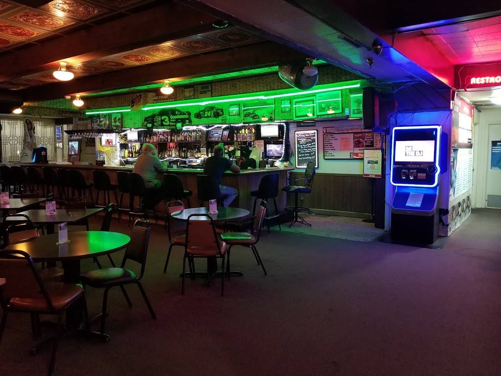 Weebles Bar & Grill | restaurant | 3725 Shadeland Ave, Indianapolis, IN 46226, USA | 3175418471 OR +1 317-541-8471