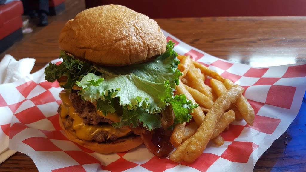 Mad Local American Eatery | restaurant | 218 N Main St, Madison, VA 22727, USA | 5409486815 OR +1 540-948-6815