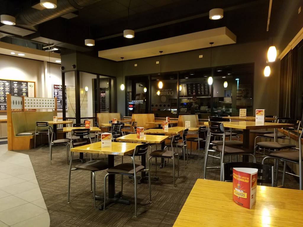 Noodles and Company | restaurant | 10925 Olive Blvd, Creve Coeur, MO 63141, USA | 3149978804 OR +1 314-997-8804