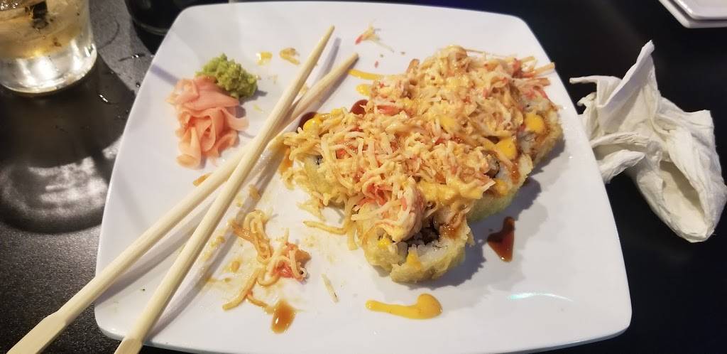 Rock n Roll Sushi | restaurant | 2421 US-31, Decatur, AL 35601, USA | 2566862449 OR +1 256-686-2449