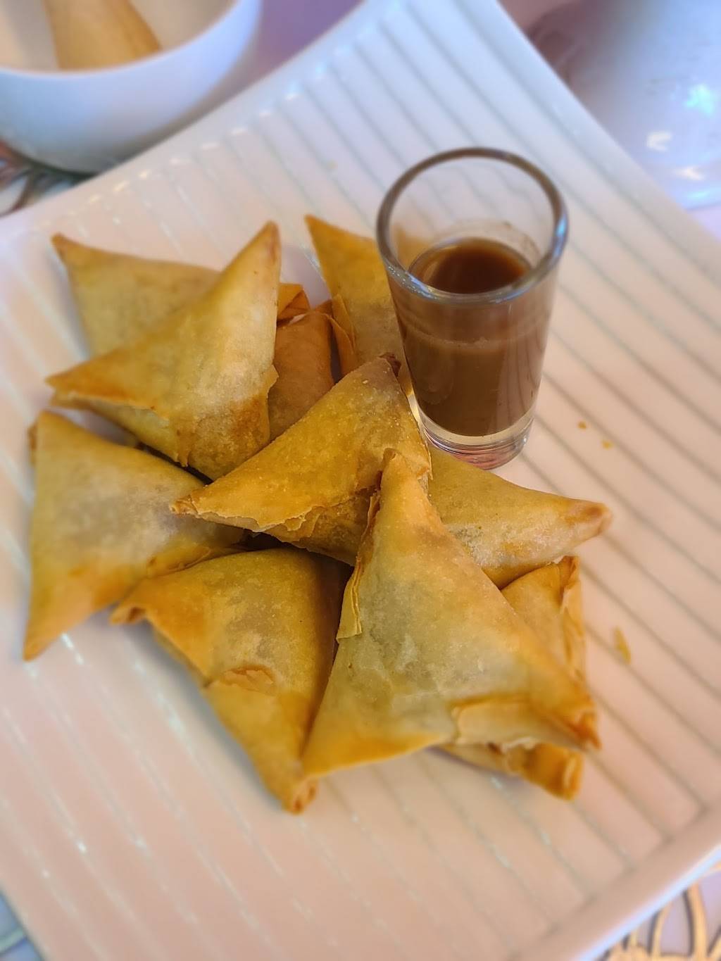 Broast King | restaurant | 1047 S York Rd, Bensenville, IL 60106, USA | 6305093113 OR +1 630-509-3113