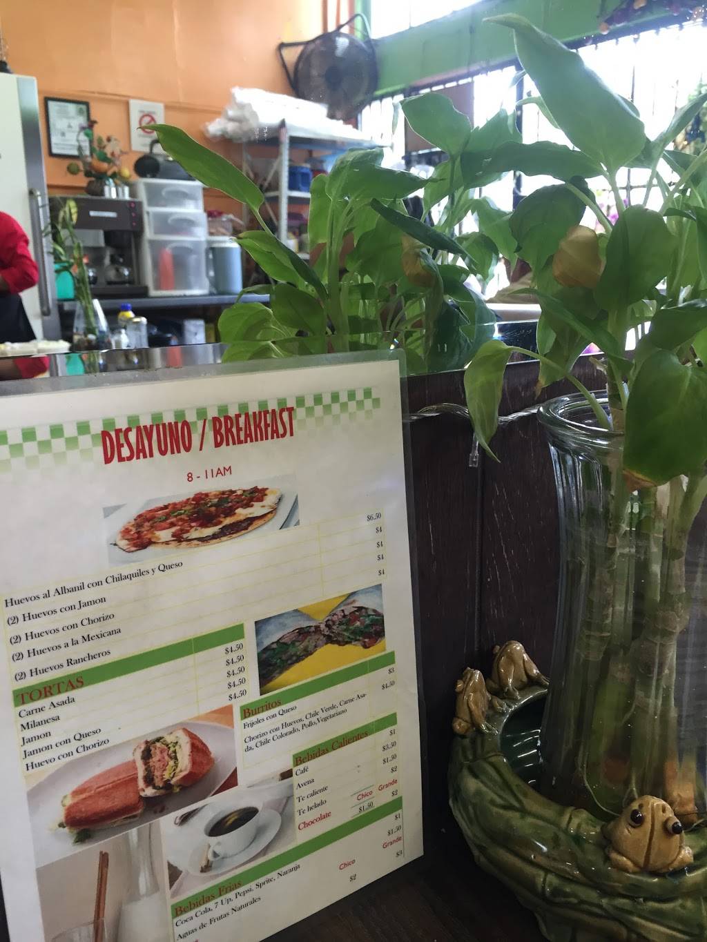 Vickys Restaurant | restaurant | 2308 E 1st St, Los Angeles, CA 90033, USA | 3232645595 OR +1 323-264-5595