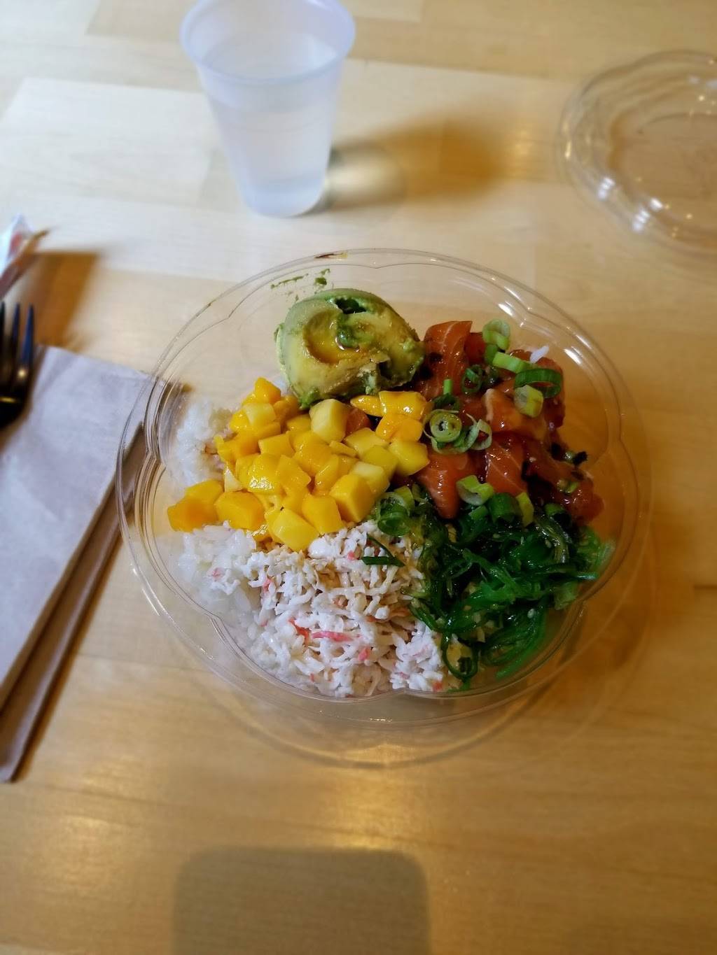 Ponzu Poke Bar | restaurant | 1051 Park Pl, San Mateo, CA 94403, USA | 6502359798 OR +1 650-235-9798
