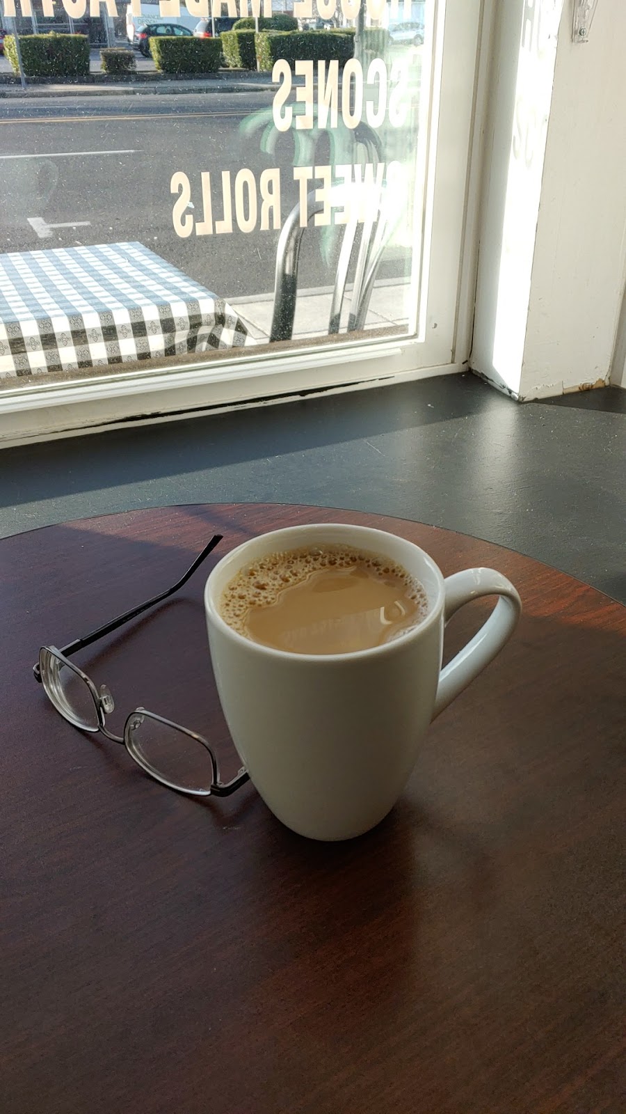 Central Point Perk & Bakeshop | cafe | 117 E Pine St, Central Point, OR 97502, USA | 5416135962 OR +1 541-613-5962