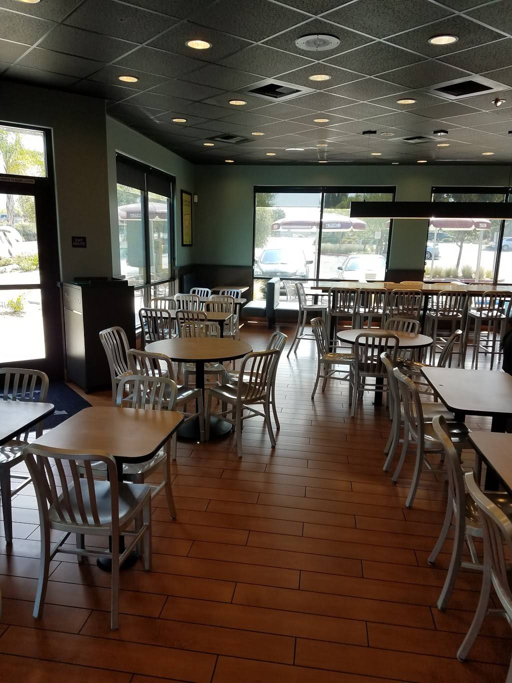 Miguels Jr | restaurant | 12860 Day St, Moreno Valley, CA 92553, USA | 9516970390 OR +1 951-697-0390