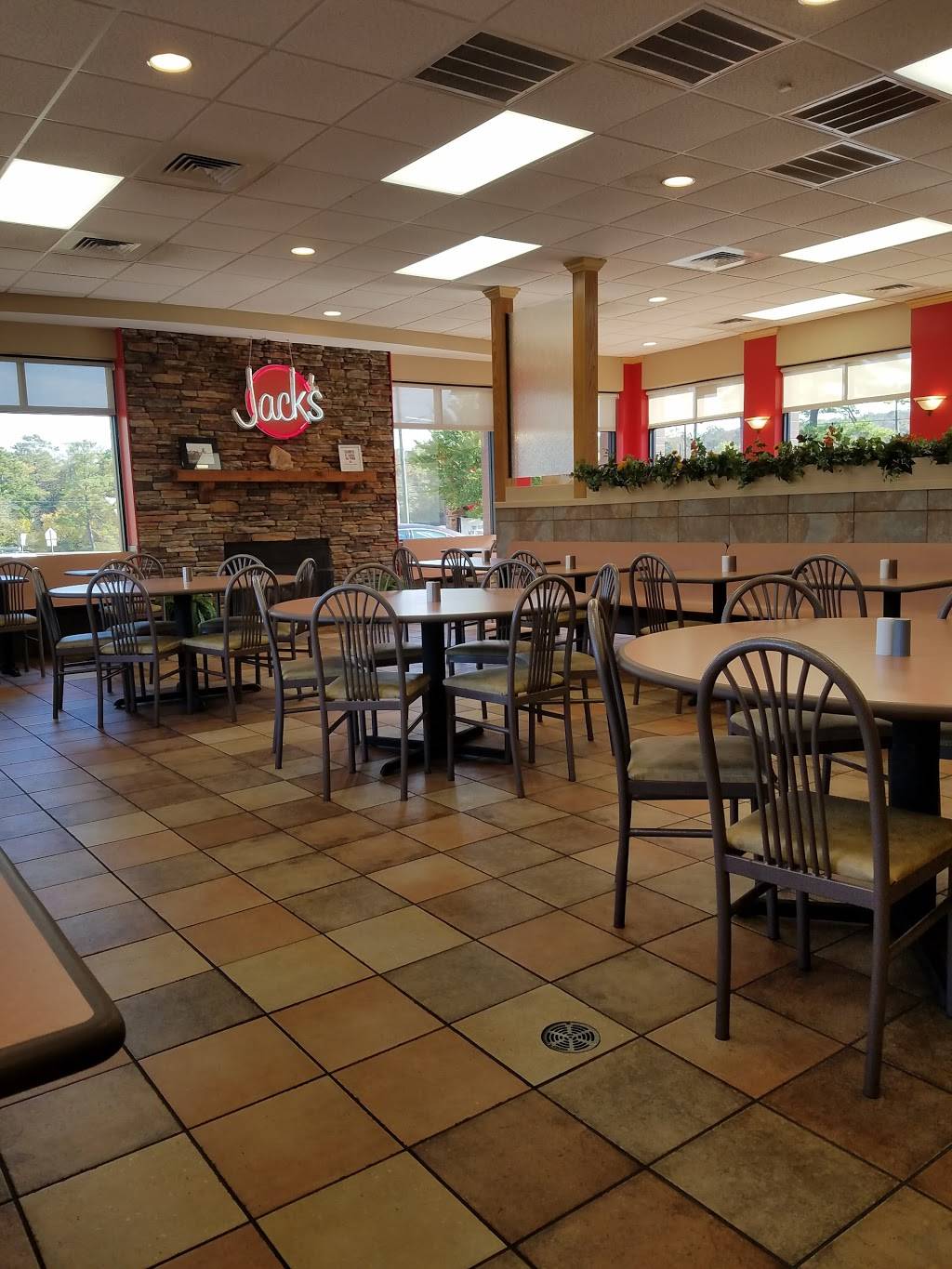 Jacks | restaurant | 1502 Noccalula Rd, Gadsden, AL 35904, USA | 2565471311 OR +1 256-547-1311