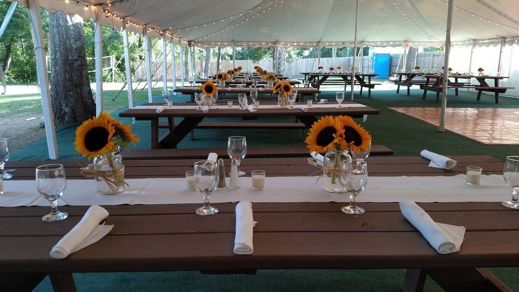 The Charlestown Rathskeller | restaurant | 489A Old Coach Rd, Charlestown, RI 02813, USA | 4017921000 OR +1 401-792-1000