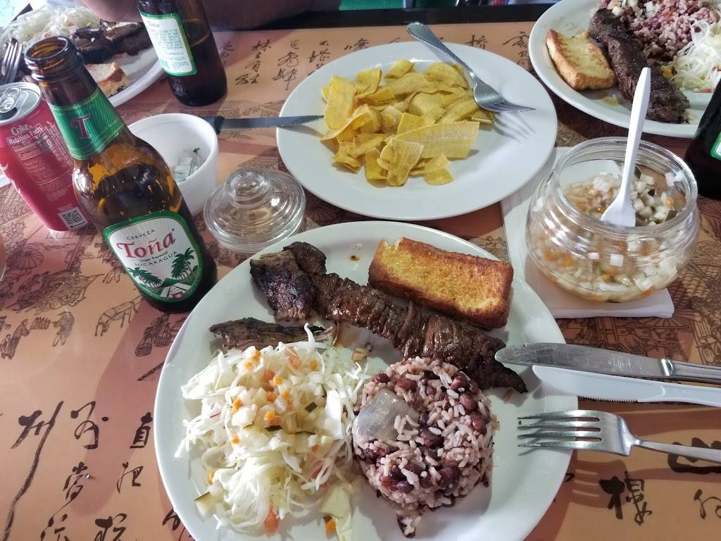 La Finca Grill & Fritanga | restaurant | 5407 West Irlo Bronson Memorial Highway, Main Gate Flea Market, Food Court Building D, Kissimmee, FL 34746, USA | 4073962020 OR +1 407-396-2020