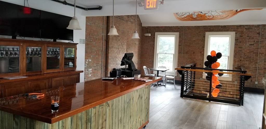 The Daily Growler - German Village/Brewery District | restaurant | 702 S High St, Columbus, OH 43206, USA | 6147062749 OR +1 614-706-2749