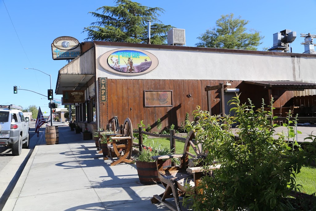 Totem Cafe | restaurant | 131 S Main St, Lone Pine, CA 93545, USA | 7608764726 OR +1 760-876-4726