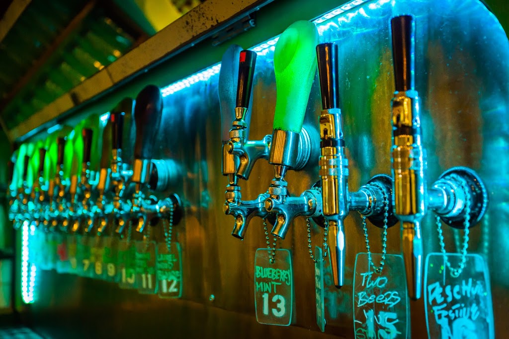 Gils | restaurant | 175 N Pioneer St, Ashland, OR 97520, USA | 5414886139 OR +1 541-488-6139