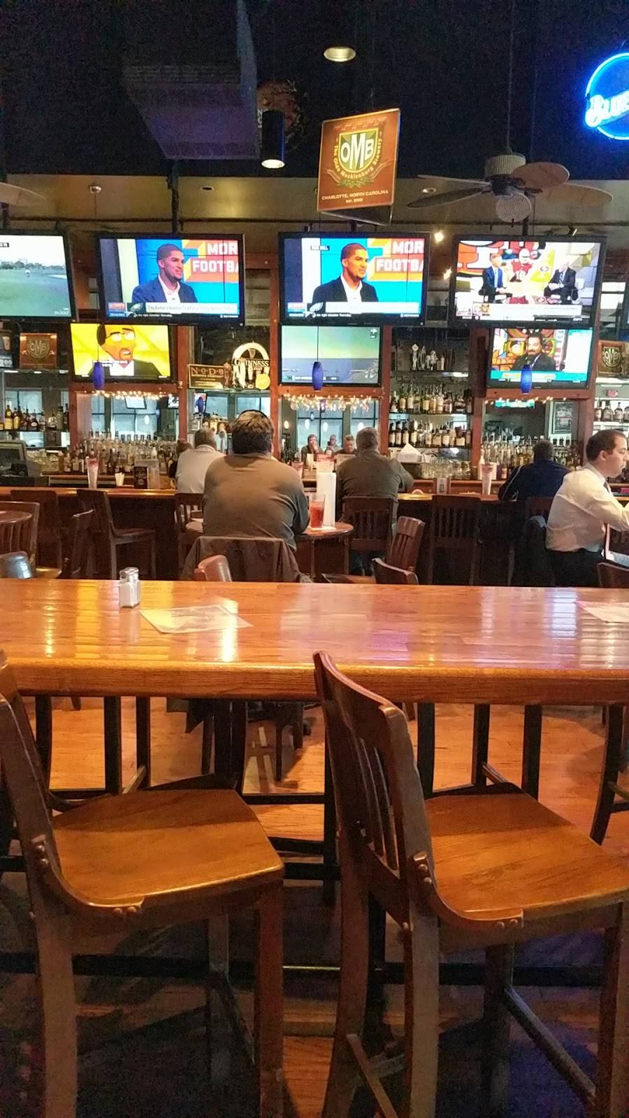 Hickory Tavern | restaurant | 2005 E Arbors Dr, Charlotte, NC 28262, USA | 7042959001 OR +1 704-295-9001