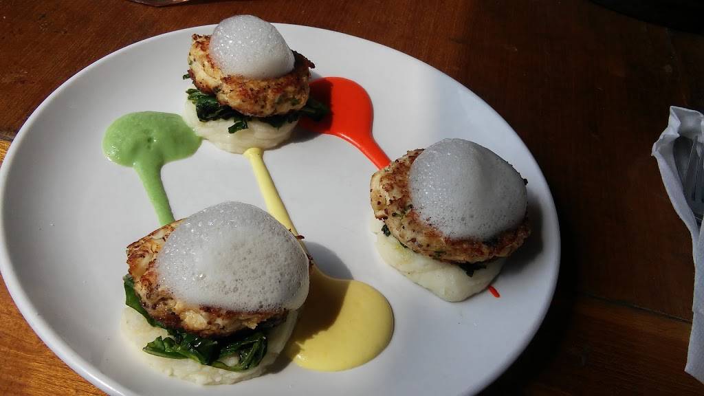 Abos Grill | restaurant | 5288 Mayfield Rd, Lyndhurst, OH 44124, USA | 4404097000 OR +1 440-409-7000