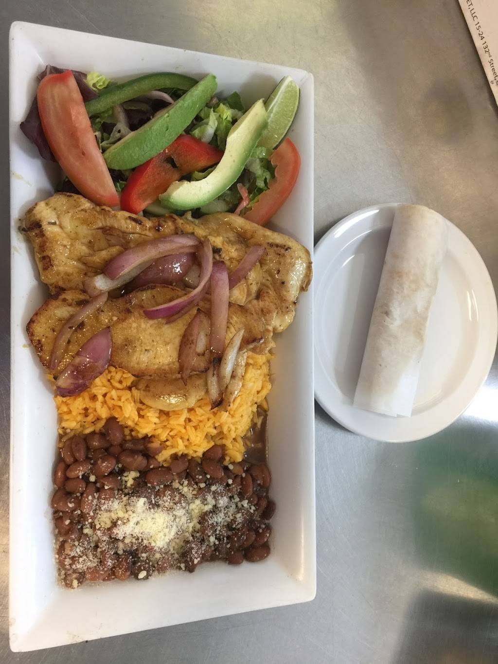 Esquina del Sabor | restaurant | 572 Grand St, Brooklyn, NY 11211, USA | 7183889314 OR +1 718-388-9314