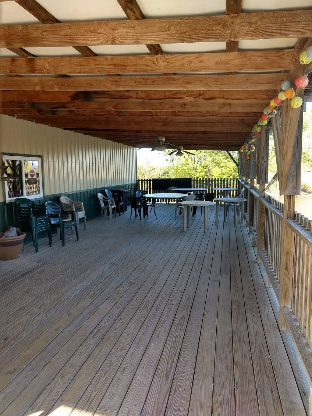 Catfish Charlies Restaurant | restaurant | 6875 MO-224, Wellington, MO 64097, USA | 8162400006 OR +1 816-240-0006