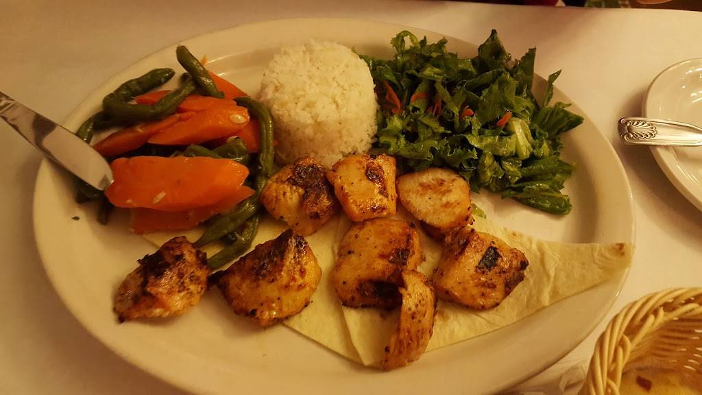 Bosphorus Istanbul Cafe | restaurant | 935 S East St, Indianapolis, IN 46225, USA | 3179741770 OR +1 317-974-1770