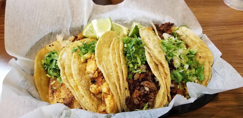 La Jaiba Seafood & Taqueria | restaurant | 11941 Montgomery Rd, Cincinnati, OH 45249, USA | 5138804565 OR +1 513-880-4565