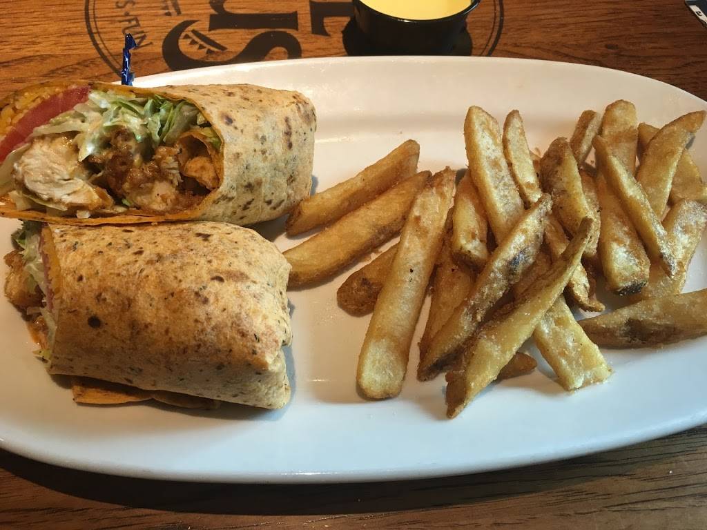 Carolina Ale House | restaurant | 2240 Walnut St, Cary, NC 27518, USA | 9198549444 OR +1 919-854-9444