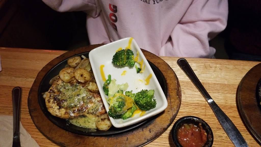 Applebees Grill + Bar | restaurant | 3820 Mulberry St, Riverside, CA 92507, USA | 9513697447 OR +1 951-369-7447