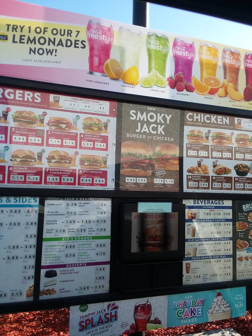 Jack in the Box | restaurant | 16945 San Fernando Mission Blvd, Granada Hills, CA 91344, USA | 8183639982 OR +1 818-363-9982
