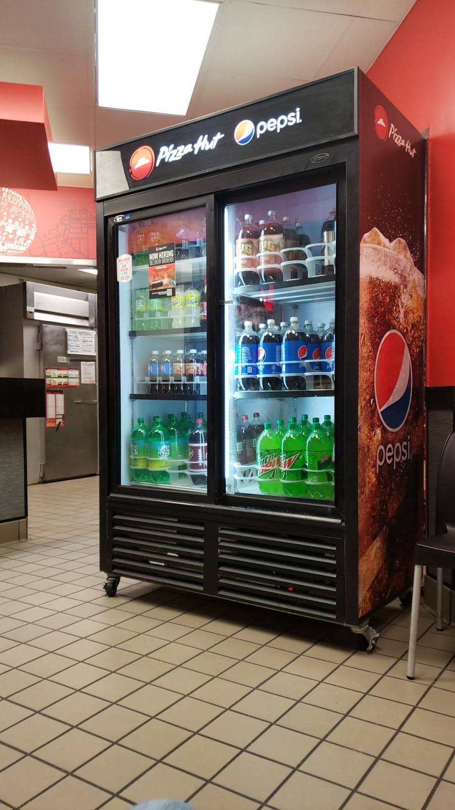 Pizza Hut | restaurant | 17800 W Bluemound Rd Suite D, Brookfield, WI 53045, USA | 2628279333 OR +1 262-827-9333