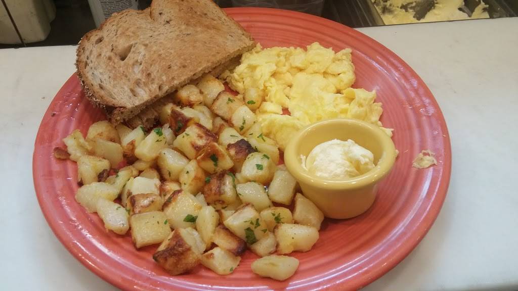 J. Christophers | restaurant | 11725 Alpharetta Hwy, Roswell, GA 30076, USA | 7708170200 OR +1 770-817-0200