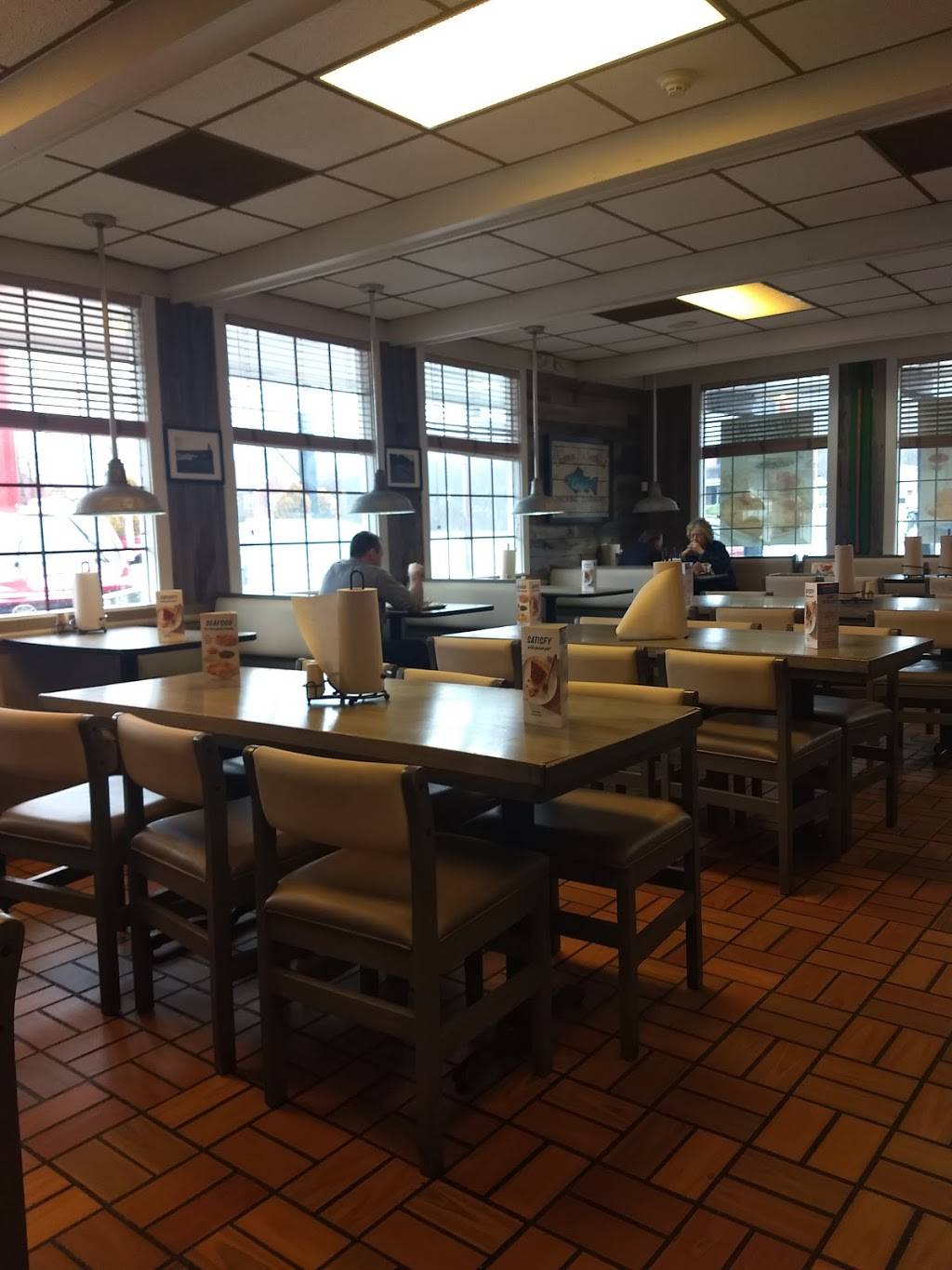 Captain Ds | restaurant | 825 Oakvale Rd, Princeton, WV 24740, USA | 3044255873 OR +1 304-425-5873