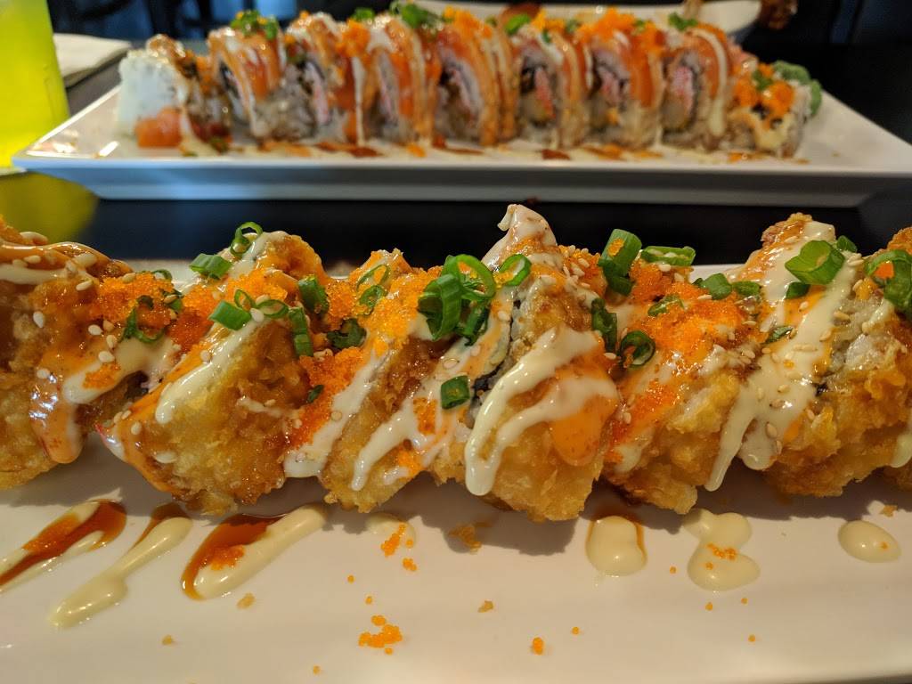 Muang Thai Restaurant | restaurant | 2637 N Clairemont Ave, Eau Claire, WI 54703, USA | 7155142843 OR +1 715-514-2843