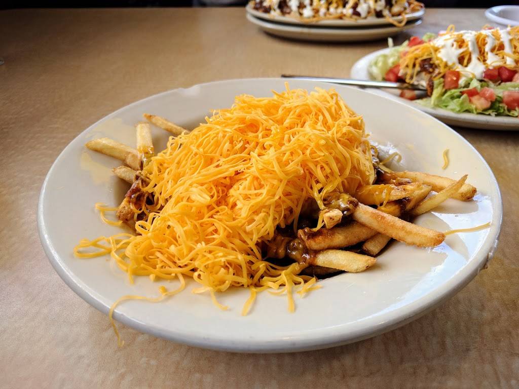 Skyline Chili | restaurant | 2799 Rombach Ave, Wilmington, OH 45177, USA | 9373827000 OR +1 937-382-7000