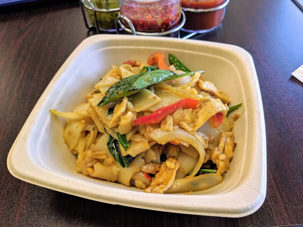 Patama Thai Kitchen | restaurant | 101 S Maple Ave unit E, Purcellville, VA 20132, USA | 5403385859 OR +1 540-338-5859