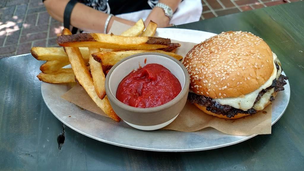 The Charter Oak Restaurant | restaurant | 1050 Charter Oak Ave, St Helena, CA 94574, USA | 7073026996 OR +1 707-302-6996