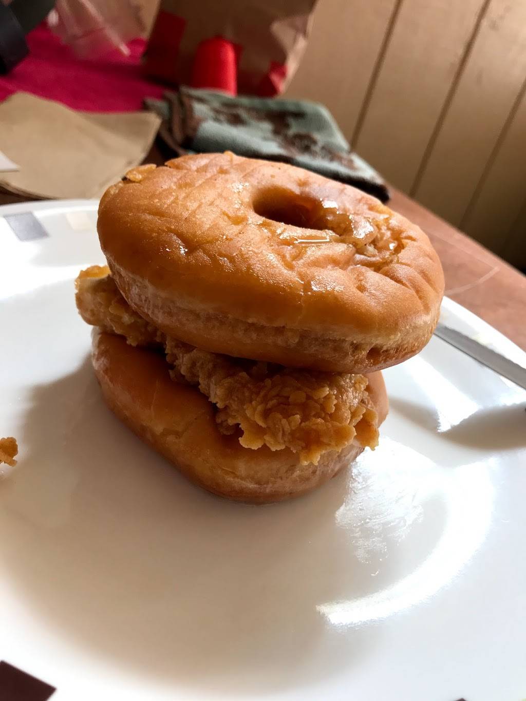 KFC | restaurant | 91-1001 Kaimalie St, Ewa Beach, HI 96706, USA | 8086890407 OR +1 808-689-0407