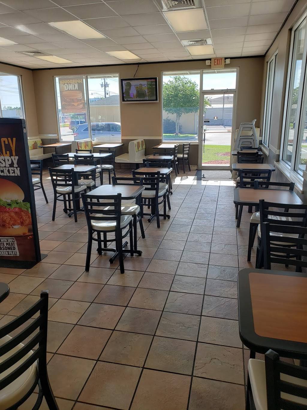Burger King | restaurant | 200 E Judge Perez Dr, Chalmette, LA 70043, USA | 5046819353 OR +1 504-681-9353