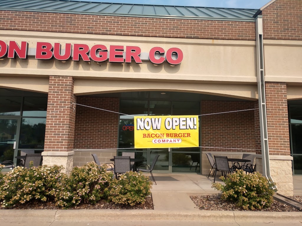Bacon Burger Company | restaurant | 2450 Velp Ave Ste 102, Green Bay, WI 54303, USA | 9203934762 OR +1 920-393-4762