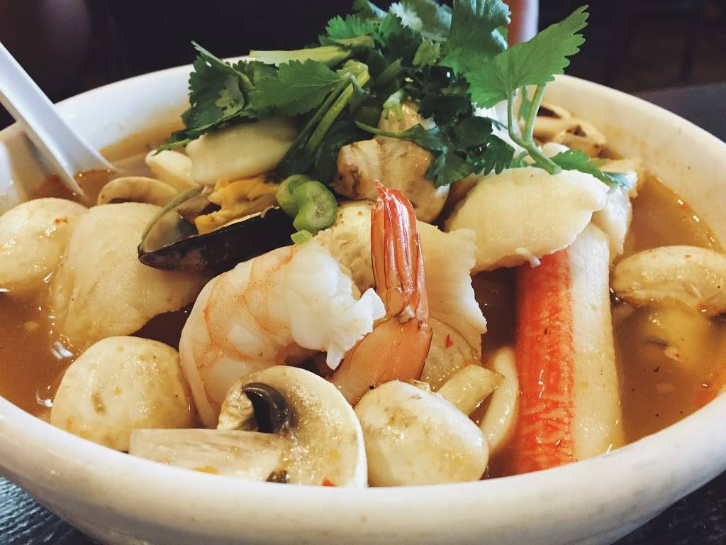 You & I Thai Cuisine | restaurant | 623 N Euclid St, Anaheim, CA 92801, USA | 7144900555 OR +1 714-490-0555