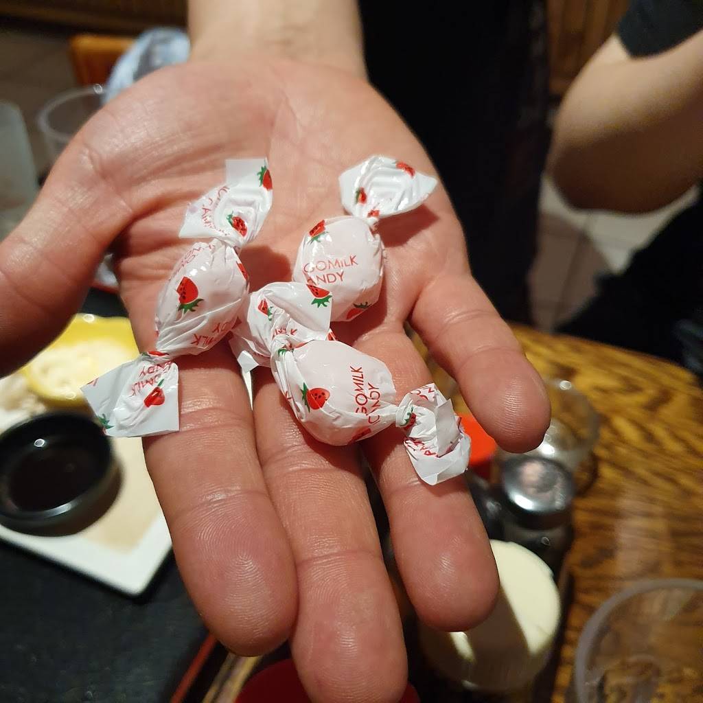 TOKYO RAMEN | restaurant | 568 Parliament Street, Lower Level, Toronto, ON M4X 1P8, Canada | 6473521122 OR +1 647-352-1122