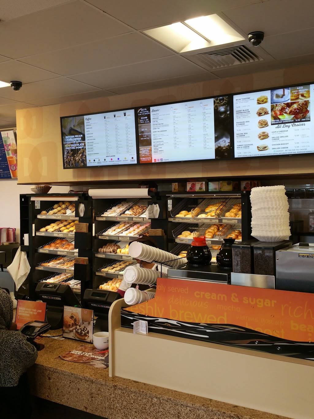 Dunkin | bakery | 1317 S, Federal Hwy, Boynton Beach, FL 33435, USA | 5617320088 OR +1 561-732-0088