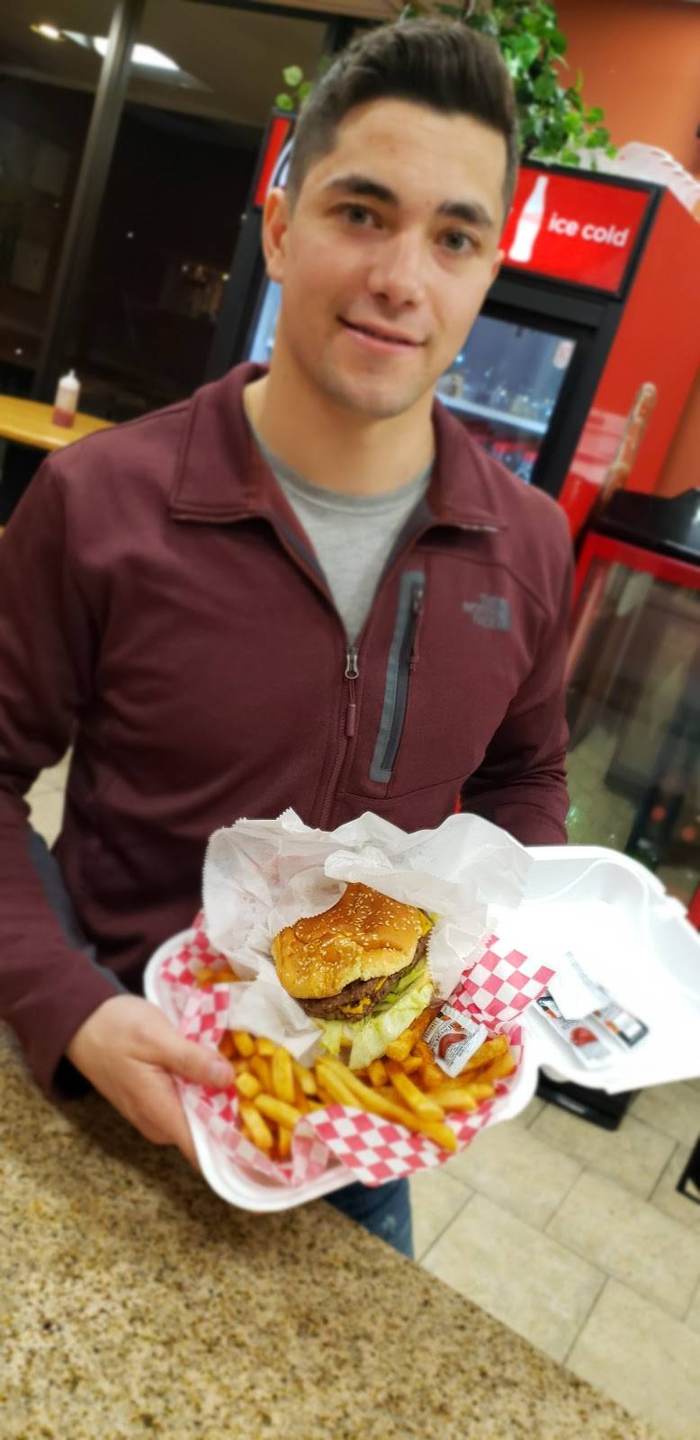 San Marcos Wings & Grill | restaurant | 805 W Peace St, Raleigh, NC 27605, USA | 9198348292 OR +1 919-834-8292